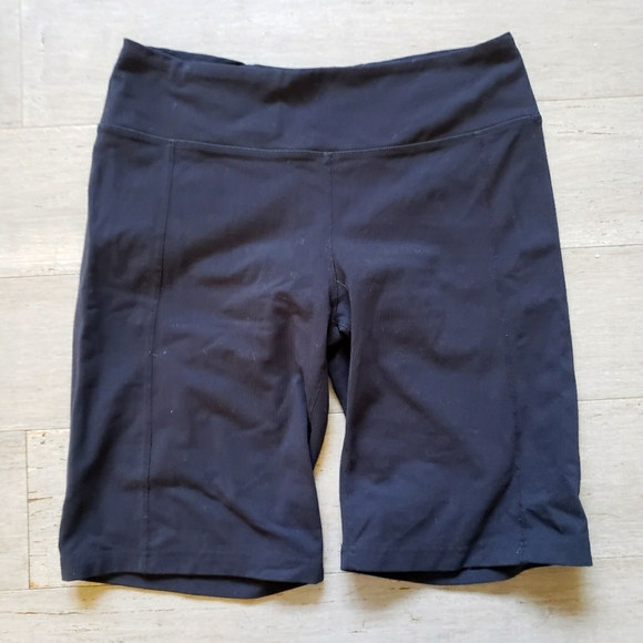 Tuff Athletics Balck Sinch Back Biker Shorts Size Medium - Picture 1 of 8